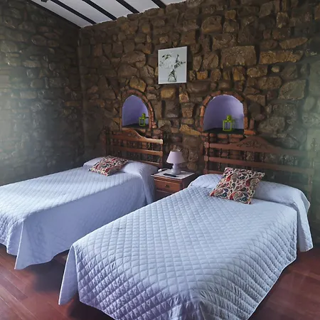Inn El Hondal *